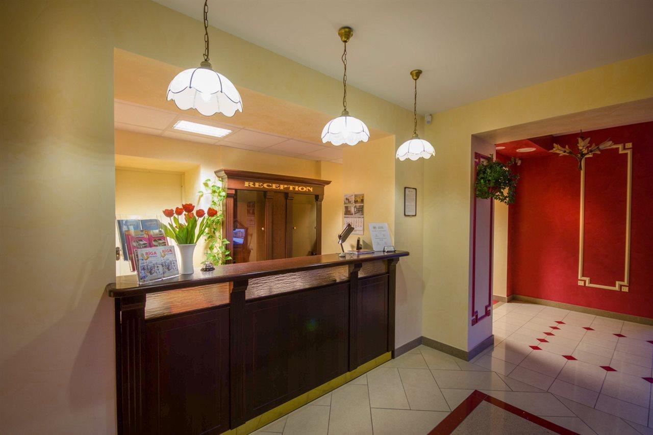 Apalenis Hotel Riga Eksteriør billede